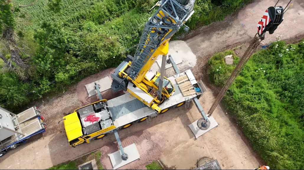 Precision Lifting at Balsall Common 